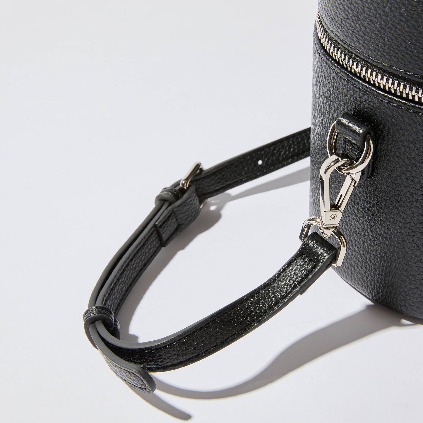Oval Vanity Case